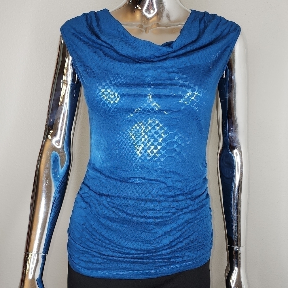 𝅺EXPRESS Sleeveless Blue cowl neck Tank with Burnout Flower Lace pattern size X